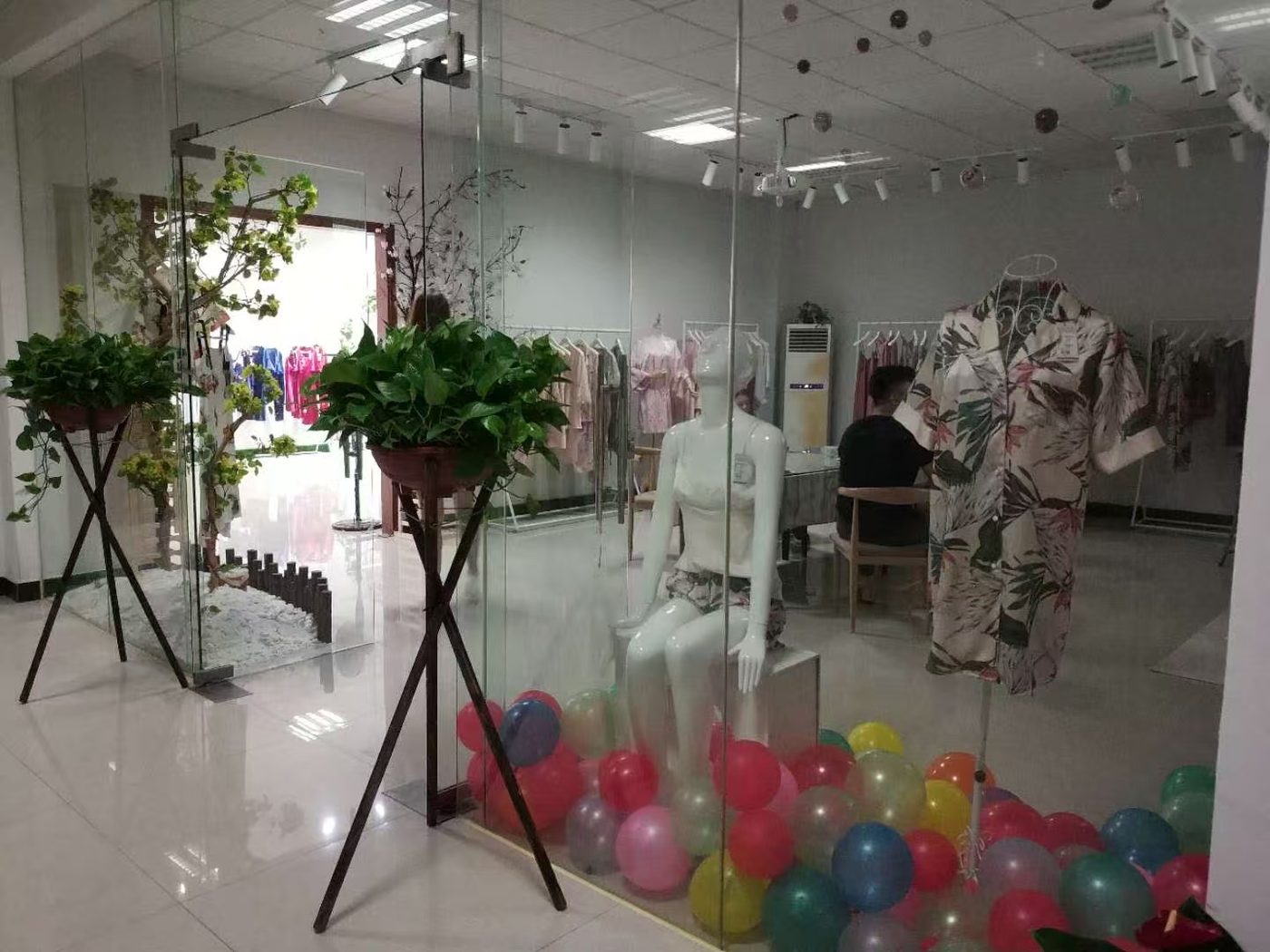 Bimeini product showroom with mannequins